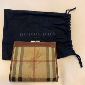 Nova check Burberry wallet